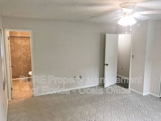 Building Photo - 1322 SE 38th Ave