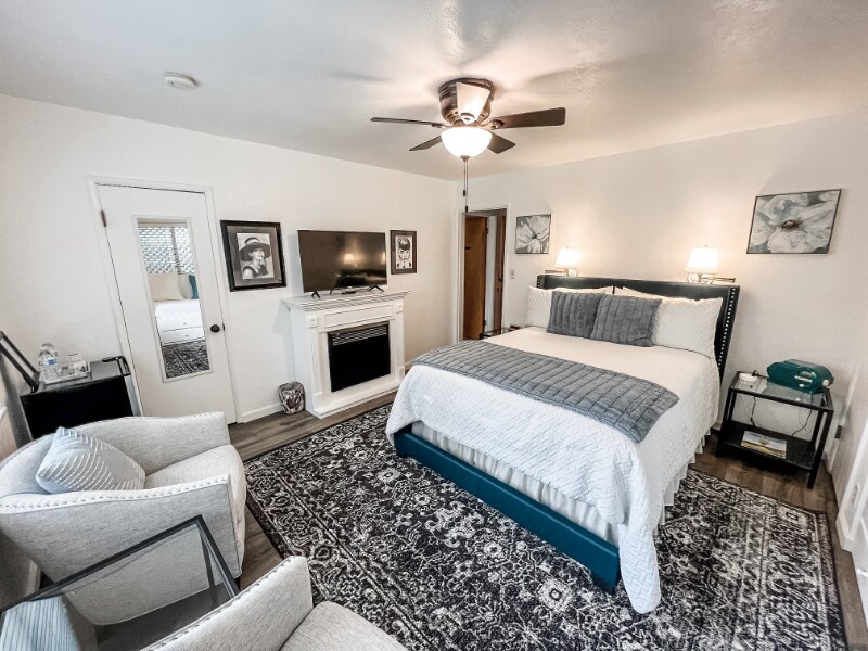 Building Photo - 1042 Easum Dr