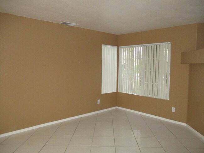 Building Photo - Beautiful Oasis-High Ceiling- Tile and Car...