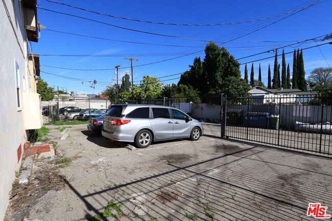 Building Photo - 8150 Sepulveda Pl