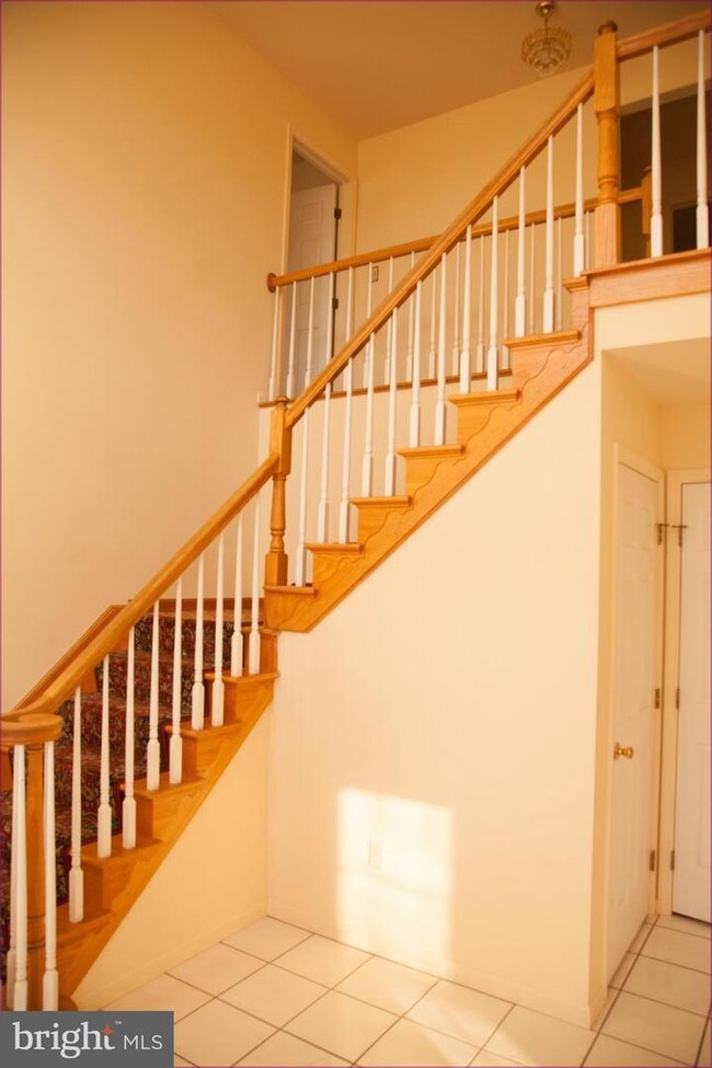 Building Photo - 519 Cobbler Ct