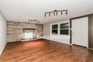 Building Photo - 10941 Corona Rd