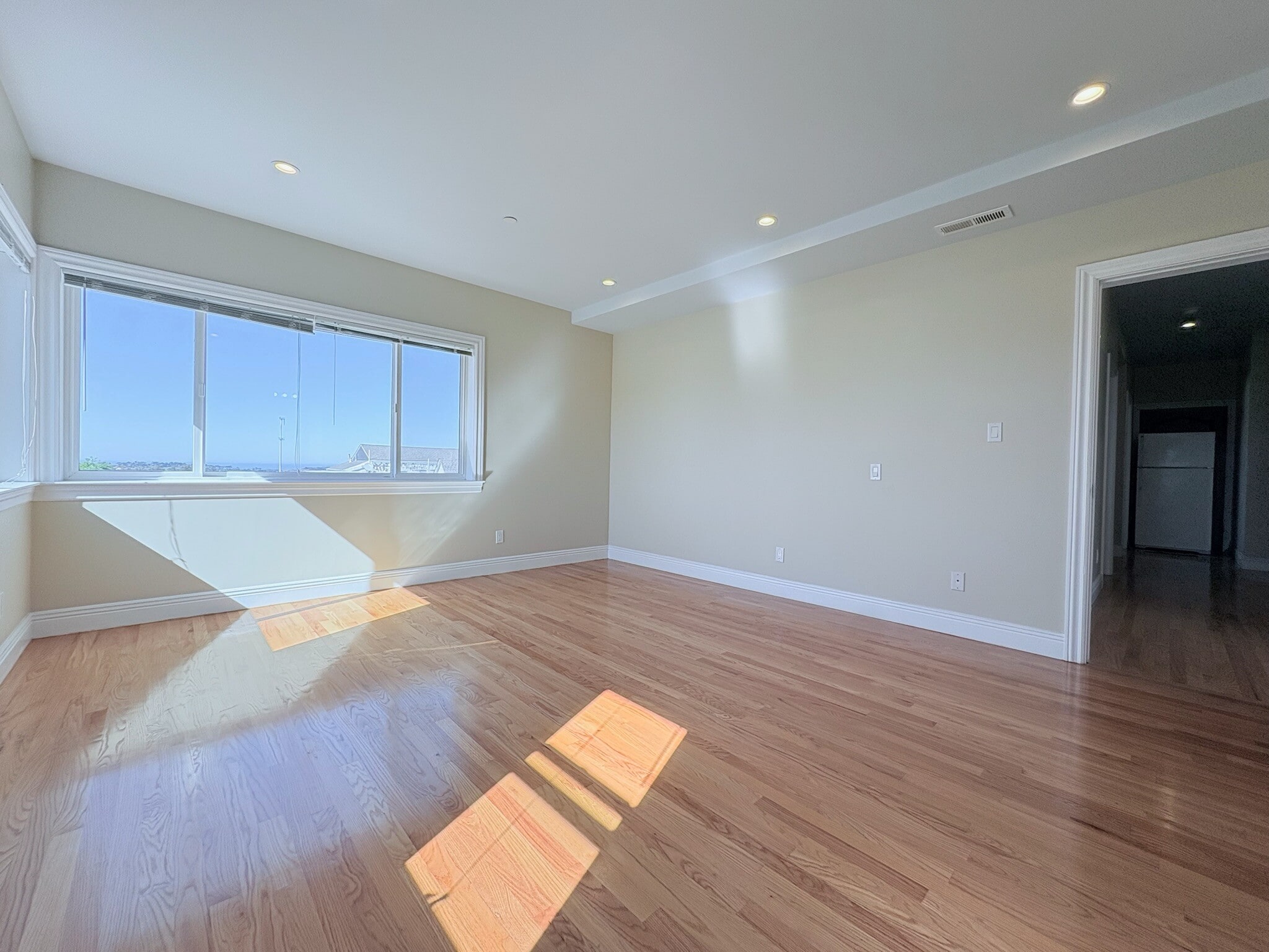 Building Photo - 109 Hillcrest Dr