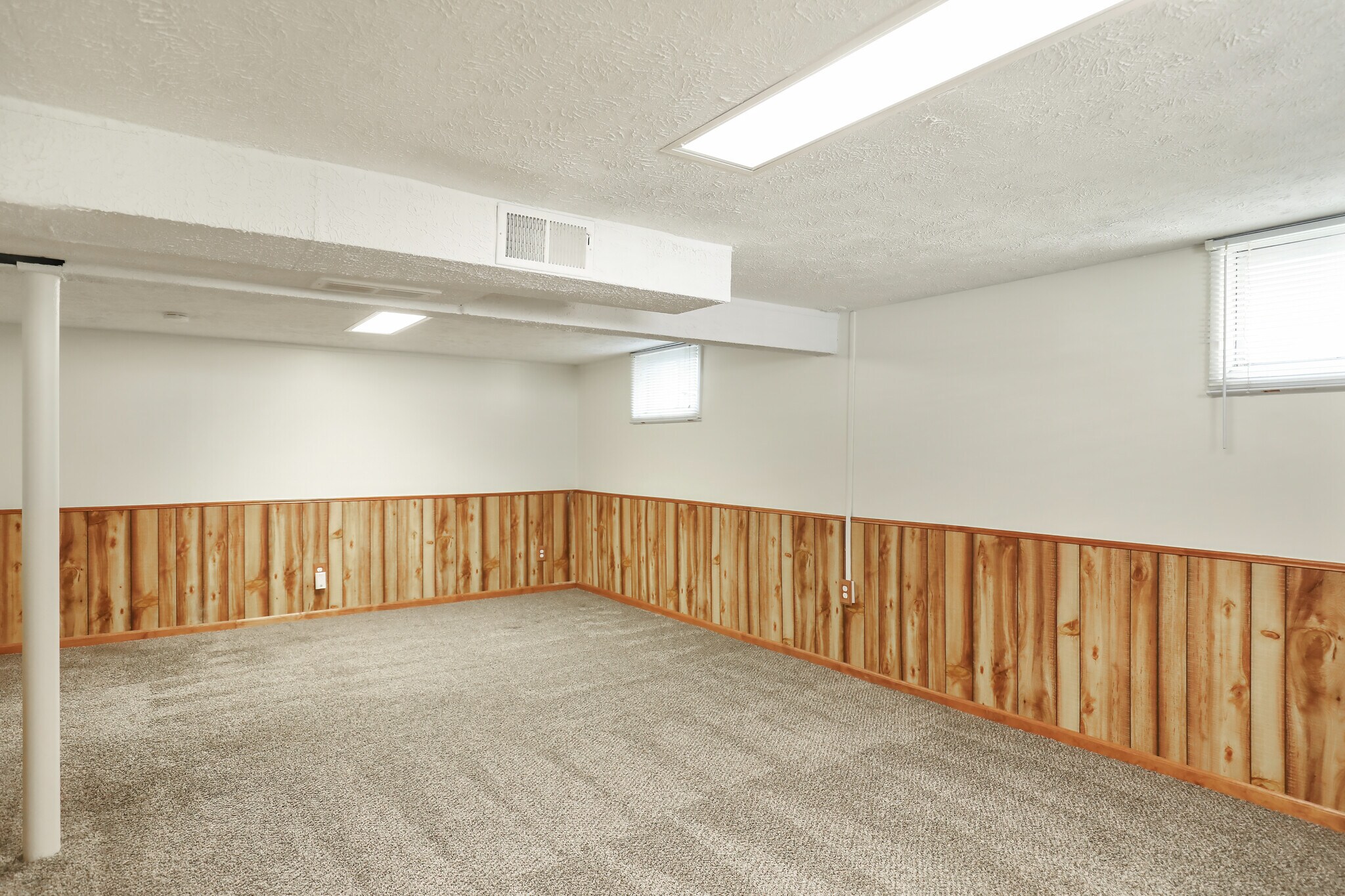 Building Photo - 7014 S 41st St