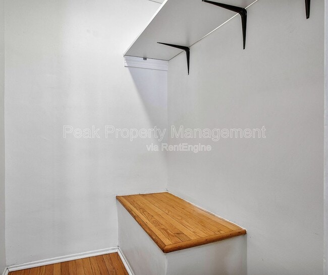 Building Photo - 108 Cox Ln