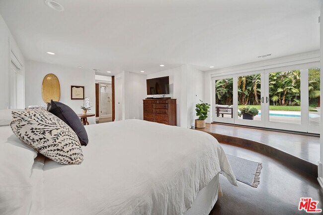 Building Photo - 6522 Wildlife Rd