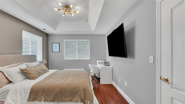 Building Photo - 2342 SE 10th St