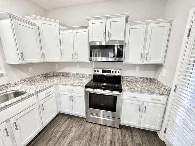 Building Photo - 11 Katie Ln