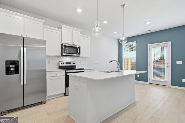 Building Photo - 208 Filer Dr