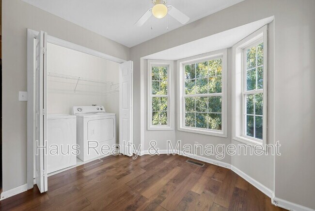 Building Photo - 1109 Gunpoint Dr