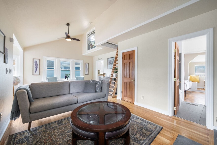 Building Photo - 4045 45th Ave SW