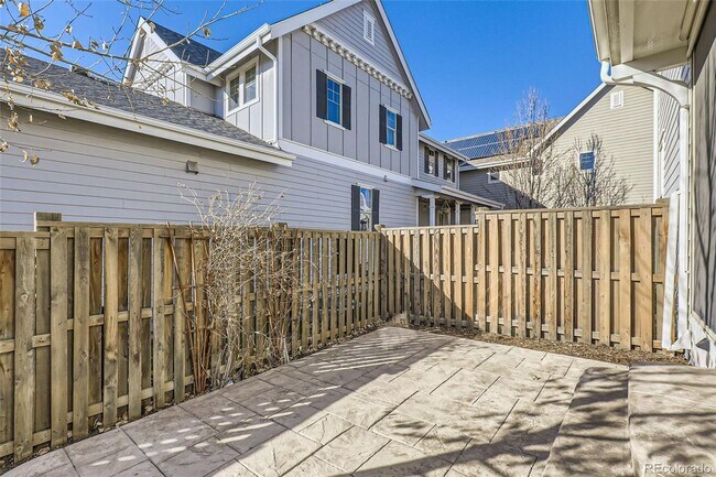 Building Photo - 4 Bedroom single family home in Central Pa...