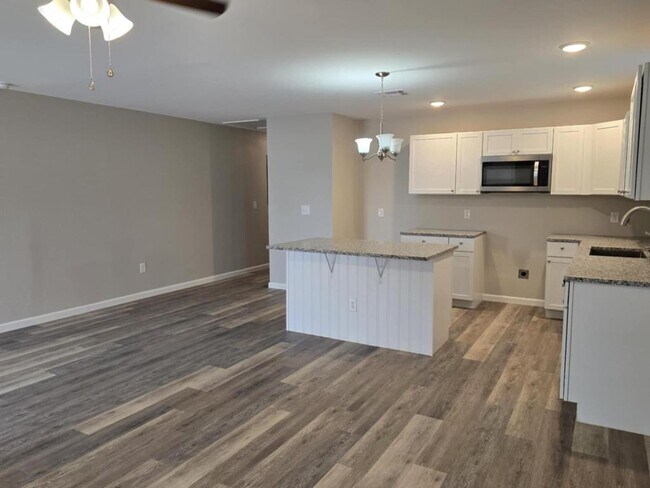 Building Photo - 4111 W 57th St