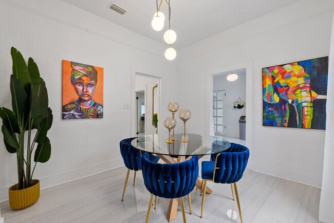 Building Photo - 140B M L King Ave