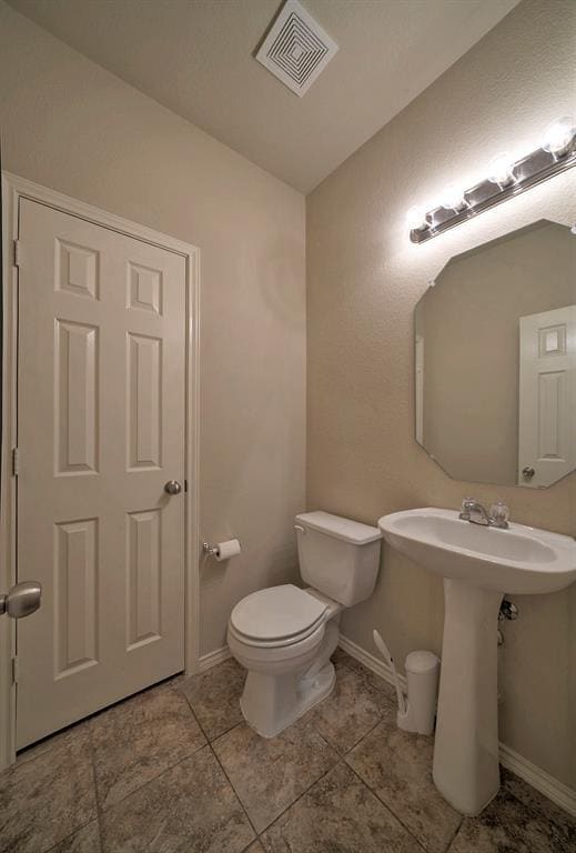 Building Photo - 8809 White Ibis Dr