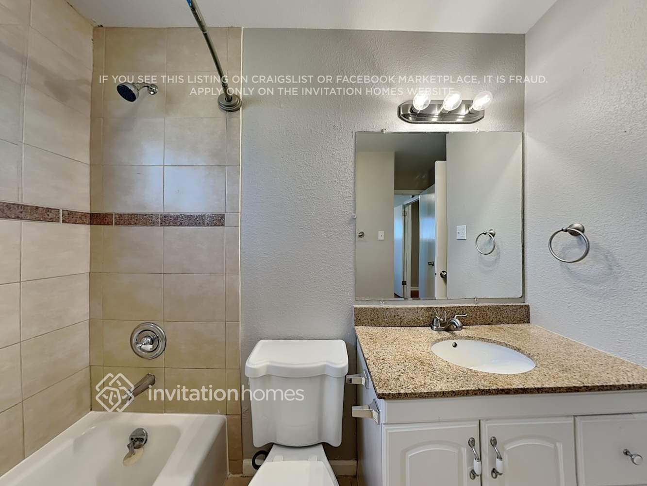 Building Photo - 11528 Larson Ln