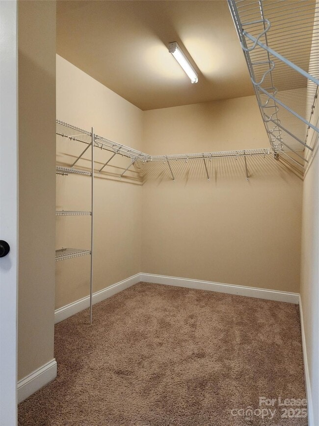 Building Photo - 1425 Skygrove Pl NW