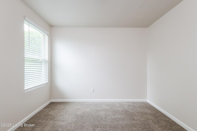 Building Photo - 12087 Parkview Trace Dr