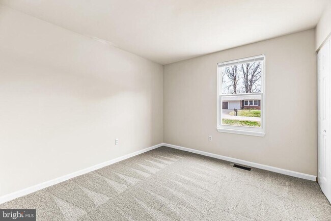 Building Photo - 3604 Cox Ct