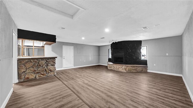 Building Photo - 4809 Truman St