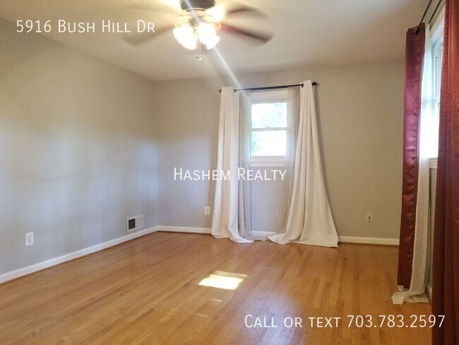 Building Photo - 5916 Bush Hill Dr