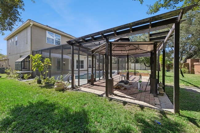 Building Photo - 4920 Hook Hollow Cir