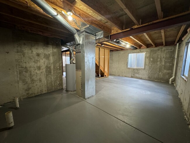 Building Photo - Updated 3 Bedroom in Stetson Hills