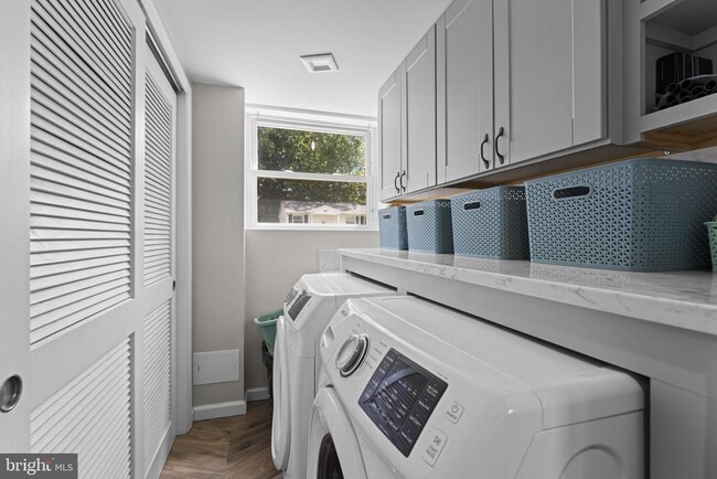 Building Photo - 13728 Gran Deur Dr