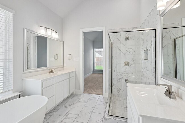 Building Photo - 6249 White Creek Drive