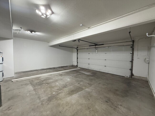 Building Photo - 371816