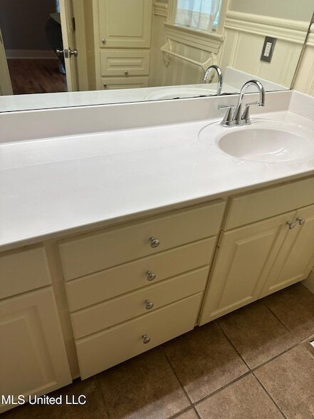 Building Photo - 3564 Cowan Pl