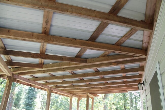 Building Photo - Duplex in Oak Ridge