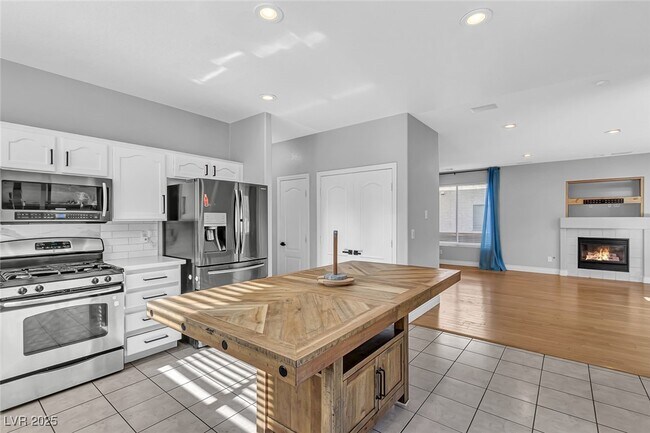 Building Photo - 1481 Rancho Ridge Dr