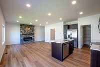 Building Photo - 14802-14804 Willow Street