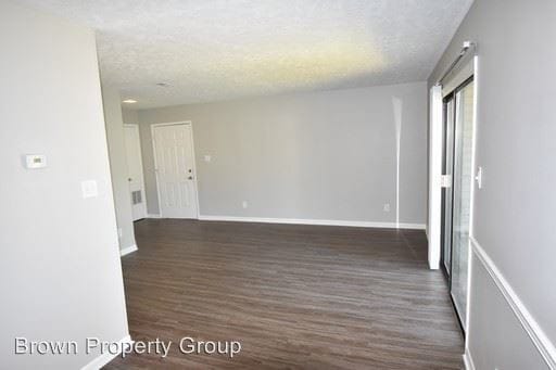 Building Photo - 943 Applewood Ln
