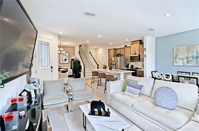 Building Photo - 1120 Lakeshore Breeze Pl