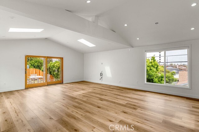 Building Photo - 4827 Newton St