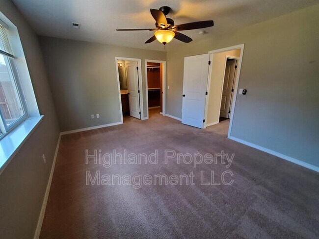 Building Photo - 1425 Lost Trail Dr