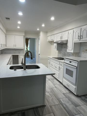 Building Photo - 2104 Apple Valley Rd
