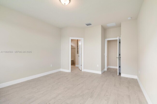 Building Photo - 8185 Tailshot Ct