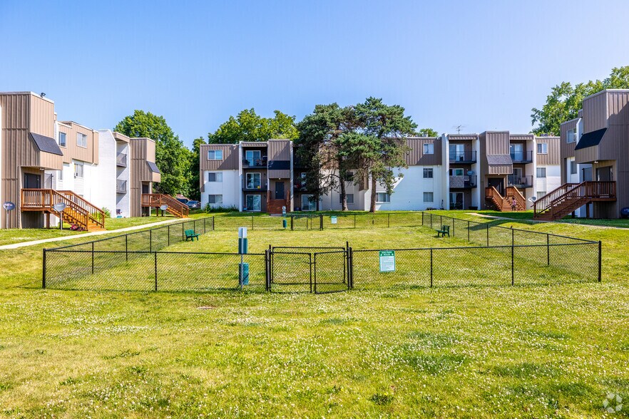 Building Photo - Finn Apartments