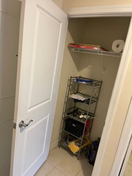 Building Photo - 3650 S Glebe Rd