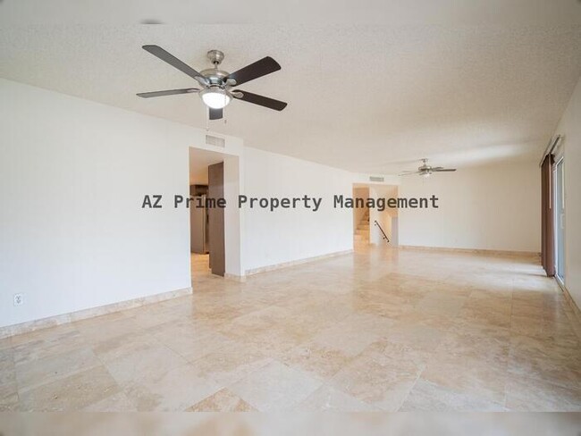 Building Photo - 1104 E Bell De Mar Dr