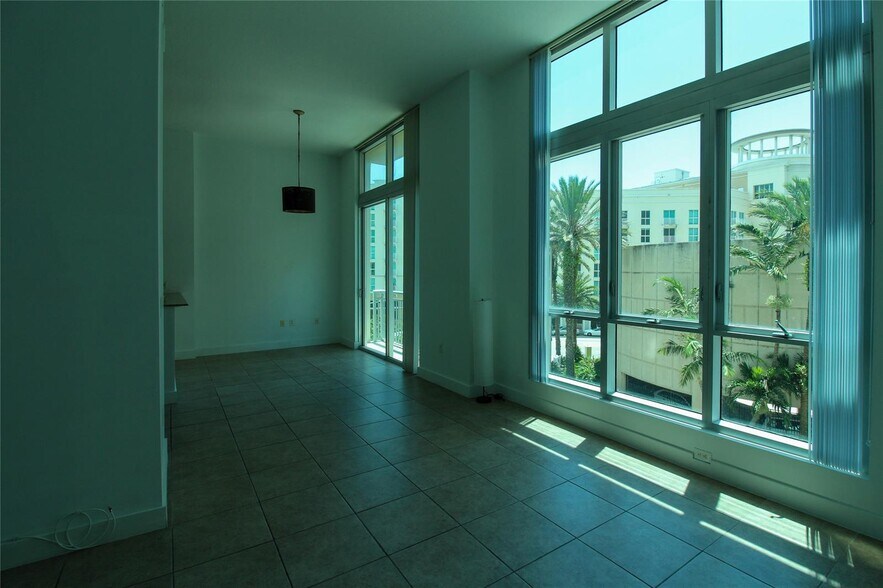 Building Photo - 9055 SW 73rd Ct