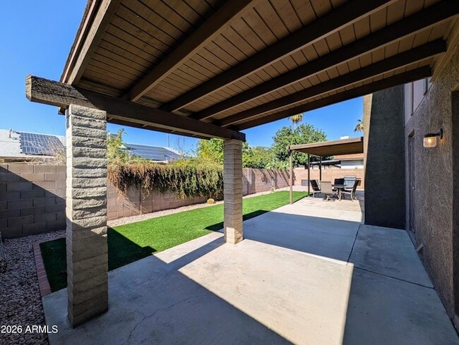 Building Photo - 10044 N 39th Ln