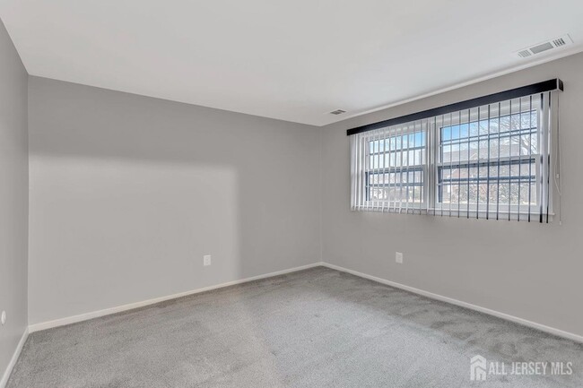 Building Photo - 118 Arlington Ave