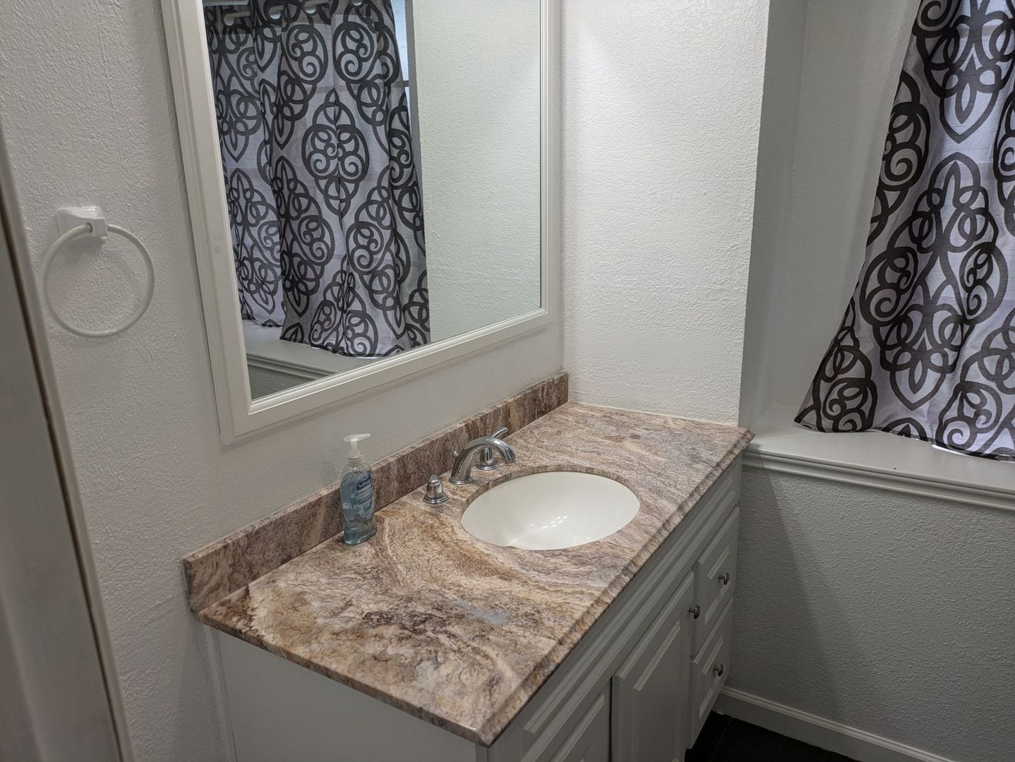 Building Photo - 11127 Sageview Dr