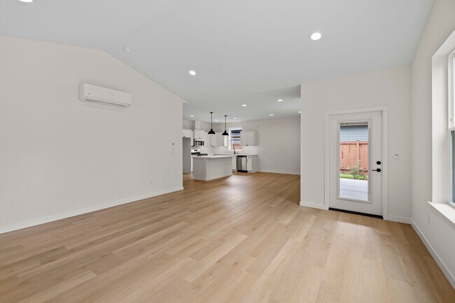 Building Photo - 854 Prospector Pl
