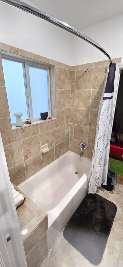 Building Photo - 2344 SE 16th Terrace