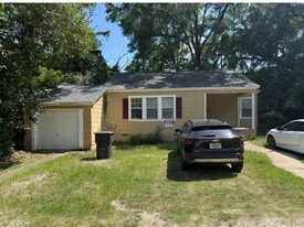 2 beds 1 bath and garage - 111 Westridge Dr